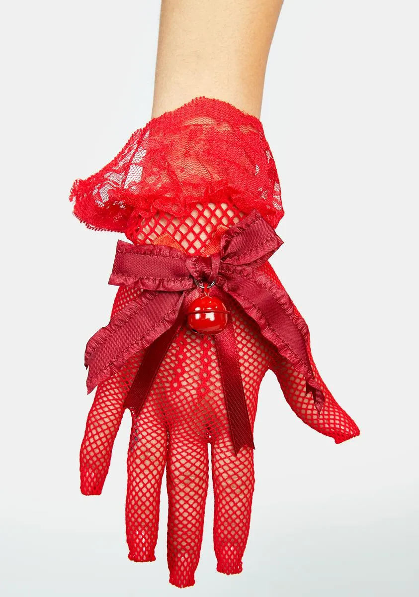 Holly Ringing It In Gloves