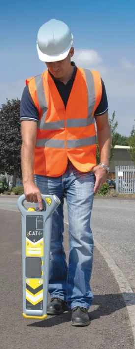 RadioDetection 10/GCAT4 EN03 with Data SWING, StrikeAlert, CALSafe and GPS Cable Avoidance for gCAT4 